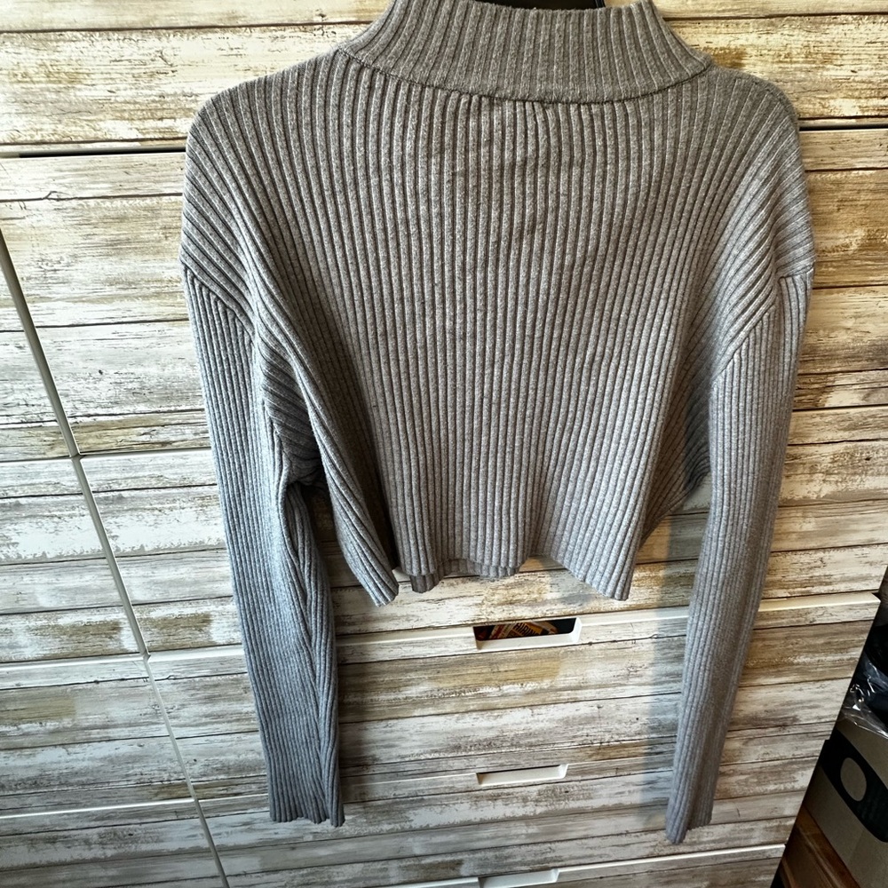 🩶 Daisy Gray Ribbed Cropped Quarter-Zip Turtleneck Sweater 3X - Picture 5 of 8